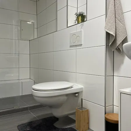 Moderne Souterrain Ferienwohnung Bremerhaven Exterior photo